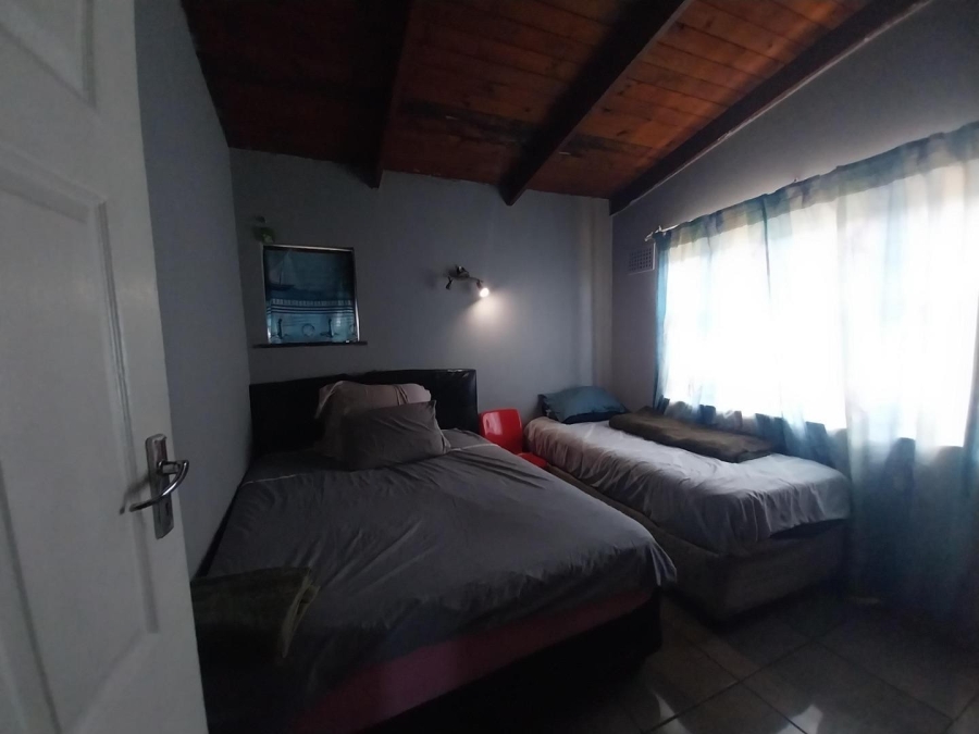 3 Bedroom Property for Sale in Montclair KwaZulu-Natal
