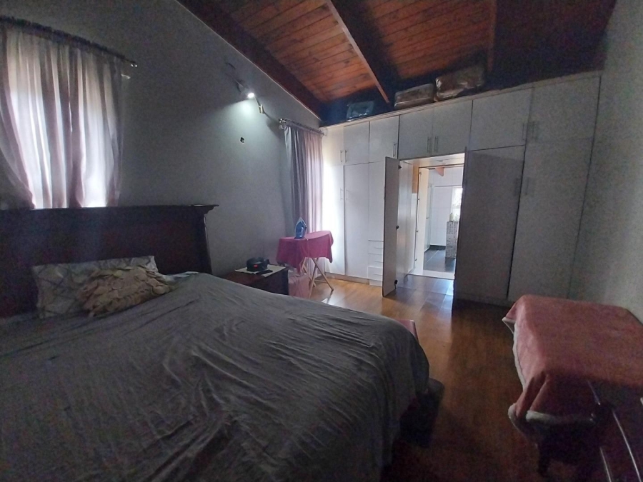 3 Bedroom Property for Sale in Montclair KwaZulu-Natal
