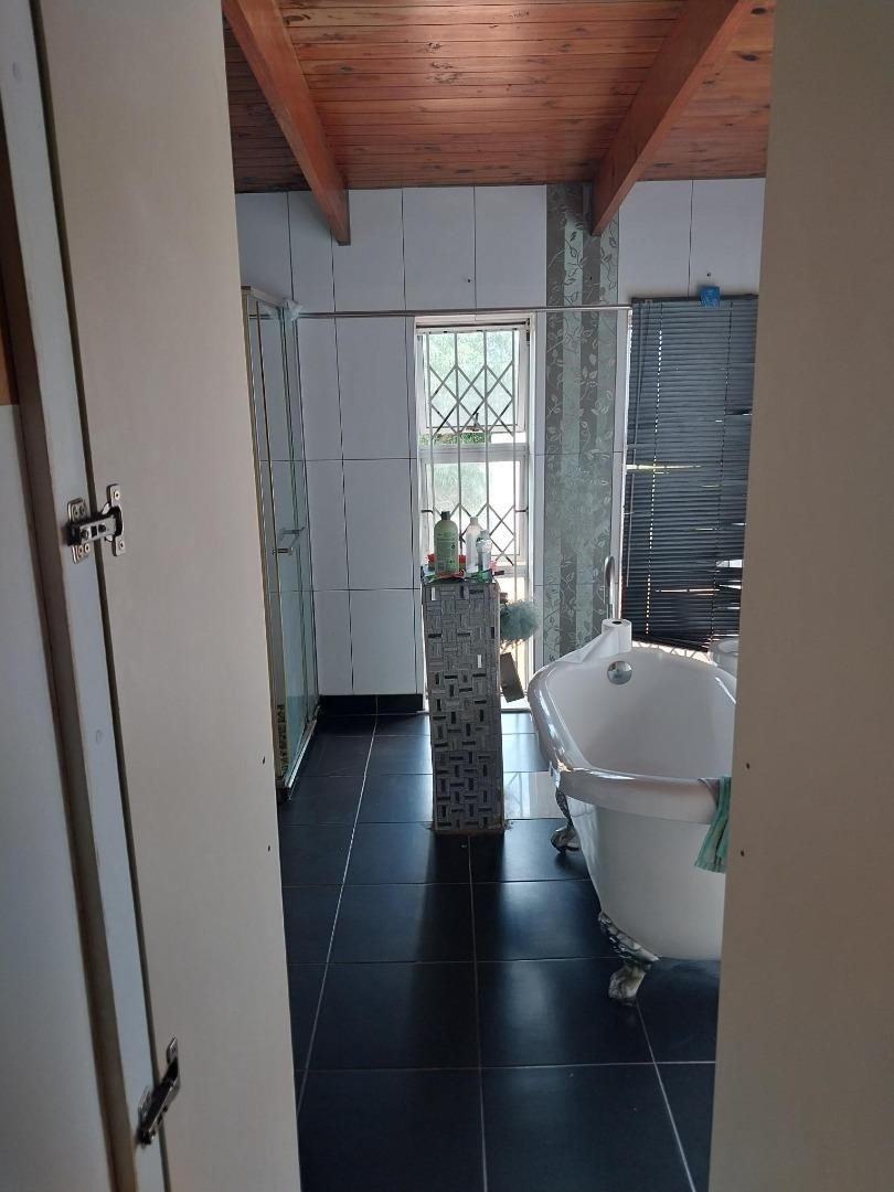 3 Bedroom Property for Sale in Montclair KwaZulu-Natal
