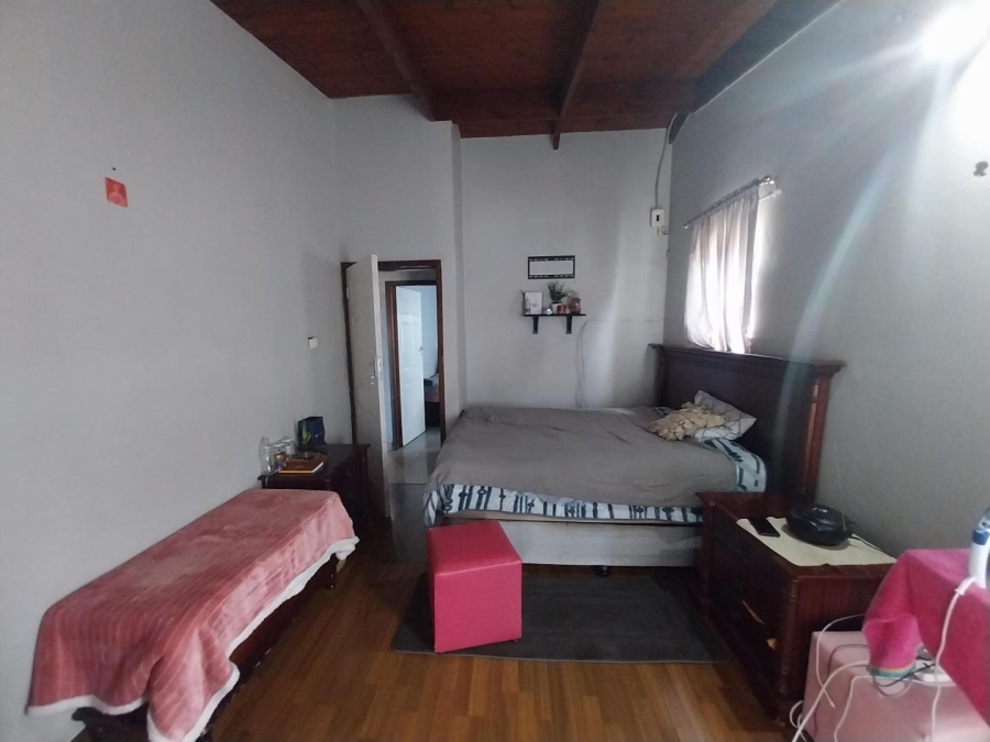 3 Bedroom Property for Sale in Montclair KwaZulu-Natal