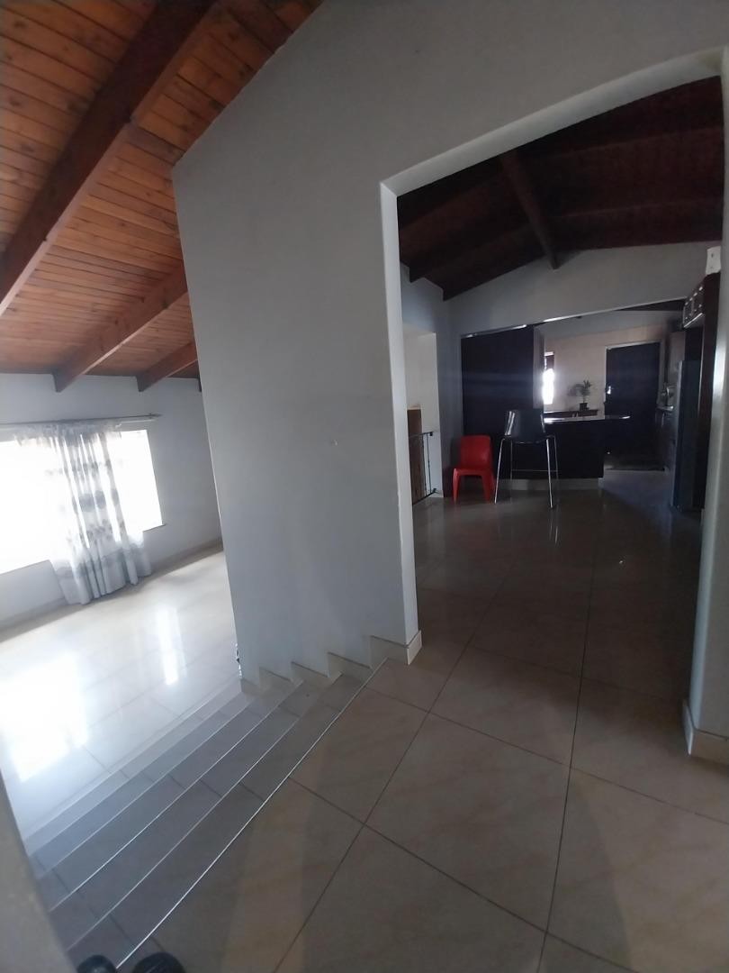 3 Bedroom Property for Sale in Montclair KwaZulu-Natal