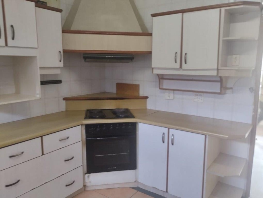 8 Bedroom Property for Sale in Westville KwaZulu-Natal