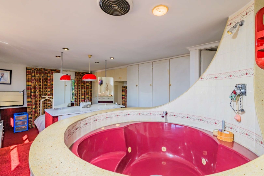 4 Bedroom Property for Sale in Reservoir Hills KwaZulu-Natal
