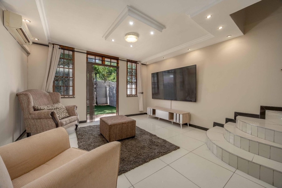 2 Bedroom Property for Sale in Windermere KwaZulu-Natal