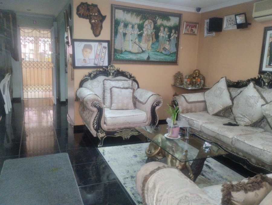3 Bedroom Property for Sale in Sherwood KwaZulu-Natal