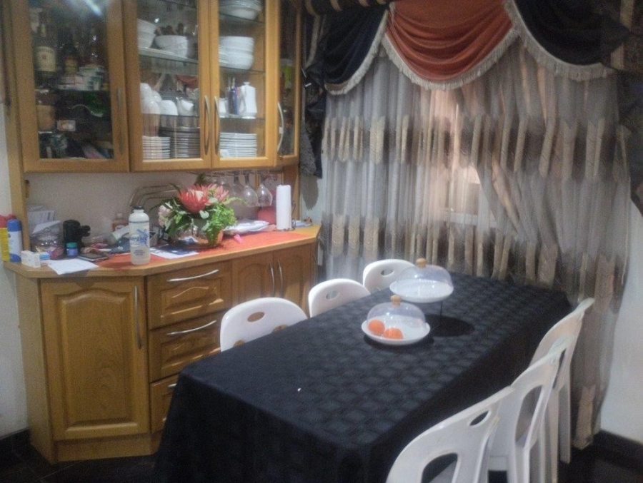 3 Bedroom Property for Sale in Sherwood KwaZulu-Natal