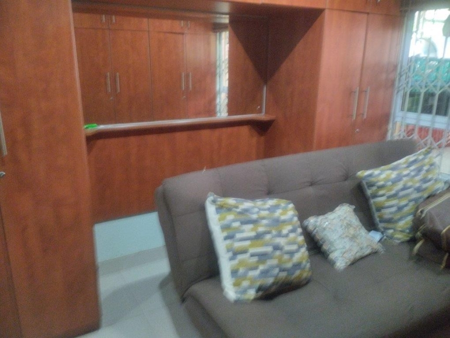 3 Bedroom Property for Sale in Sherwood KwaZulu-Natal