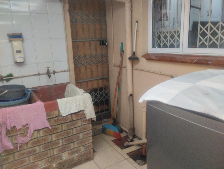 3 Bedroom Property for Sale in Sherwood KwaZulu-Natal