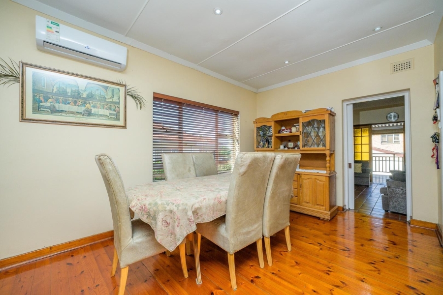4 Bedroom Property for Sale in Sherwood KwaZulu-Natal