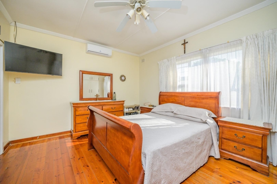 4 Bedroom Property for Sale in Sherwood KwaZulu-Natal