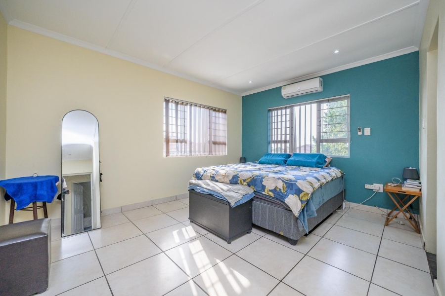 4 Bedroom Property for Sale in Sherwood KwaZulu-Natal