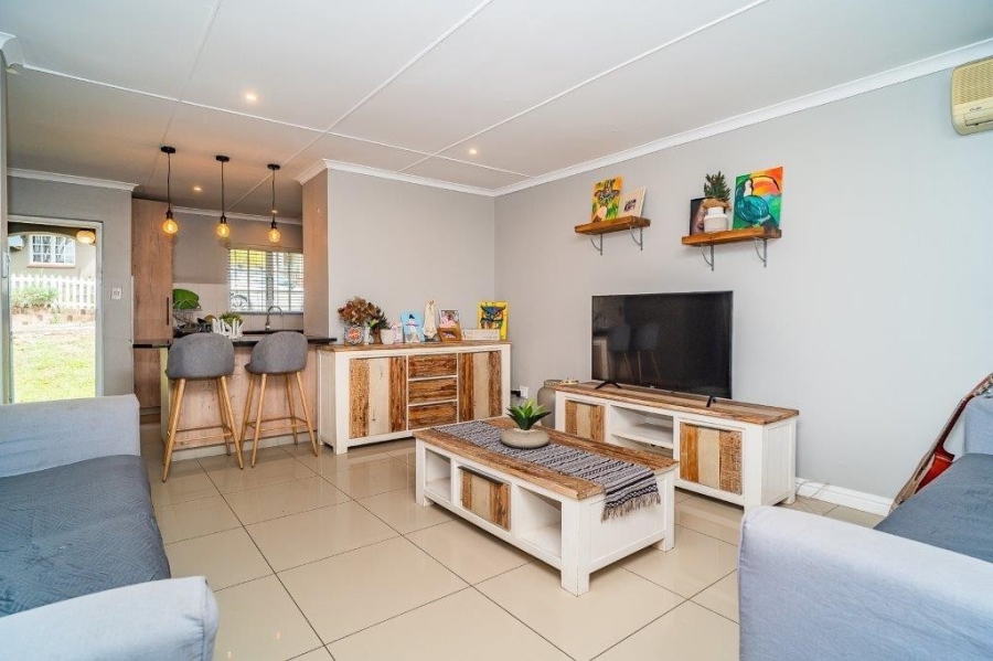 2 Bedroom Property for Sale in Sherwood KwaZulu-Natal