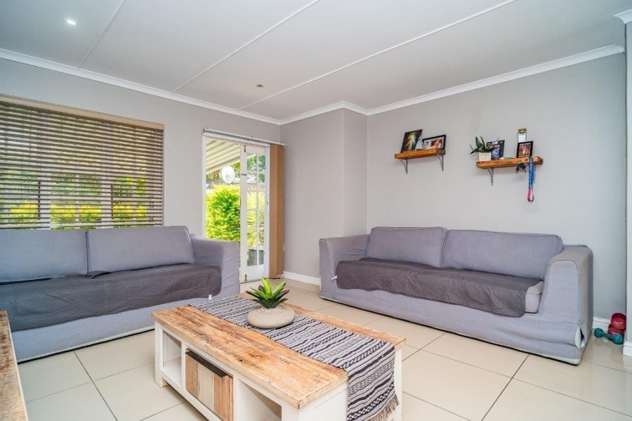 2 Bedroom Property for Sale in Sherwood KwaZulu-Natal