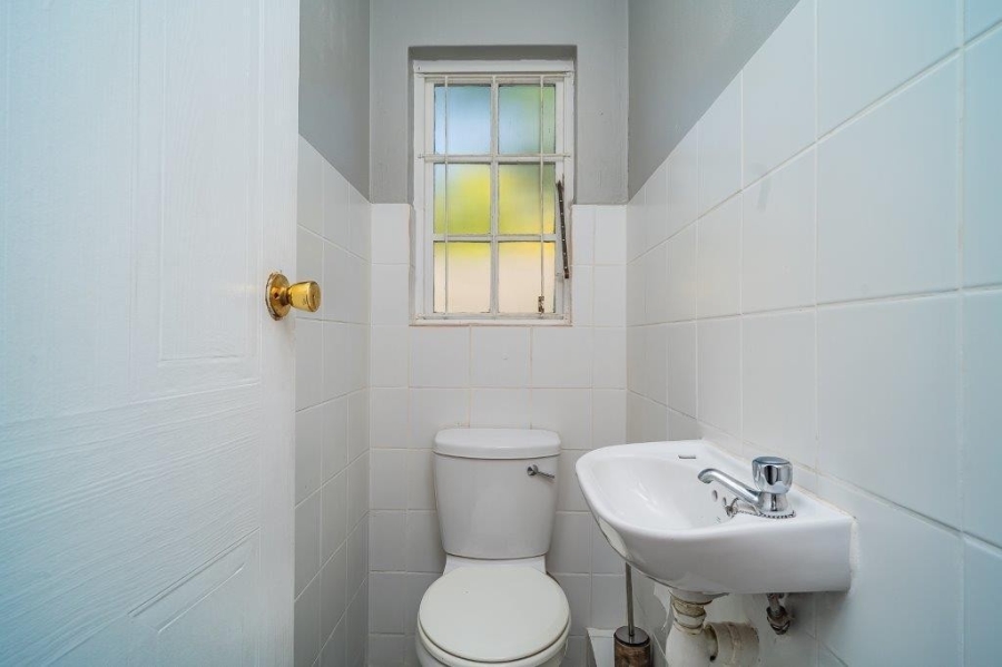 2 Bedroom Property for Sale in Sherwood KwaZulu-Natal