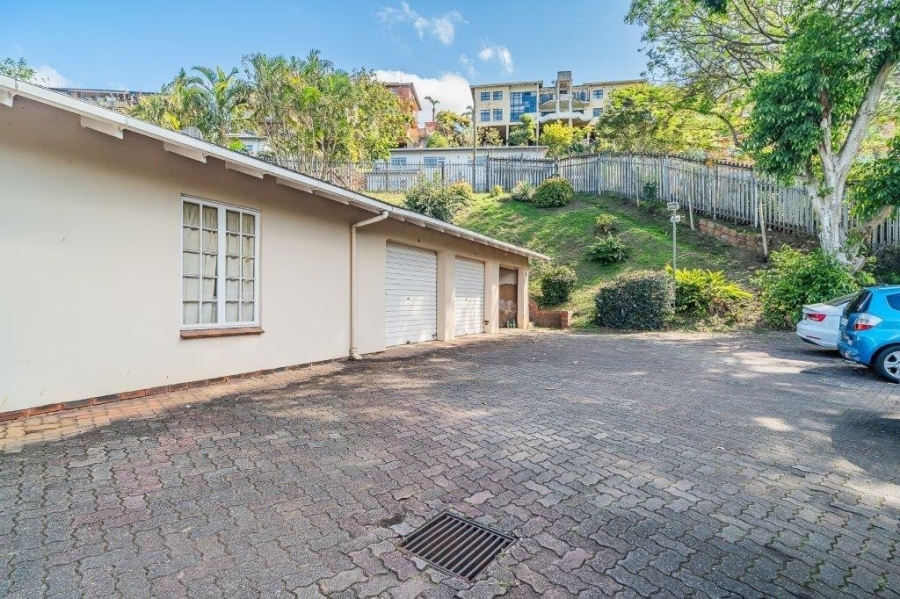 2 Bedroom Property for Sale in Sherwood KwaZulu-Natal