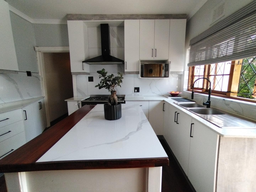 3 Bedroom Property for Sale in Glenwood KwaZulu-Natal