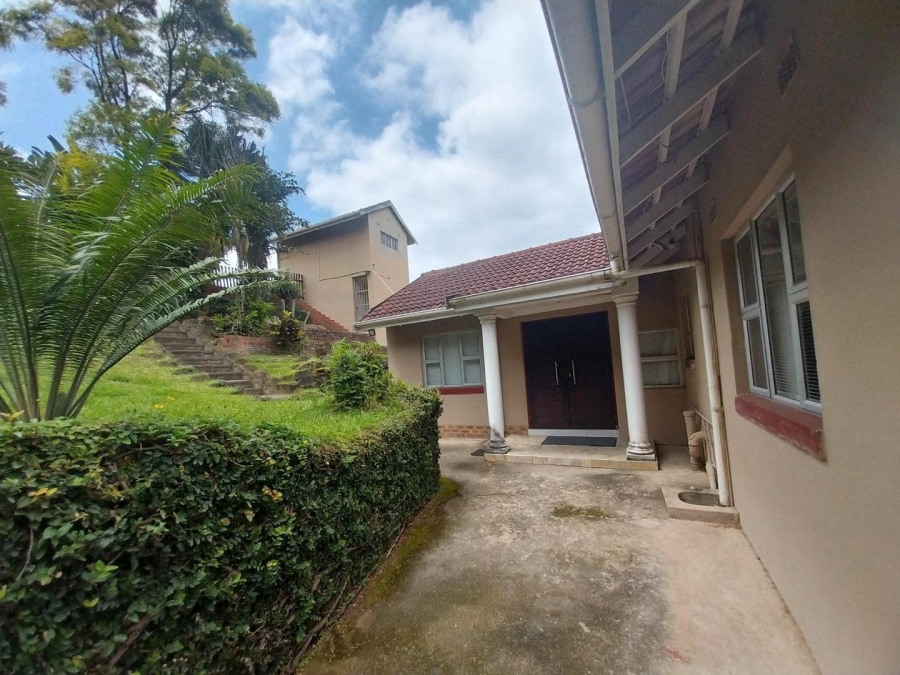 To Let 4 Bedroom Property for Rent in Malvern KwaZulu-Natal