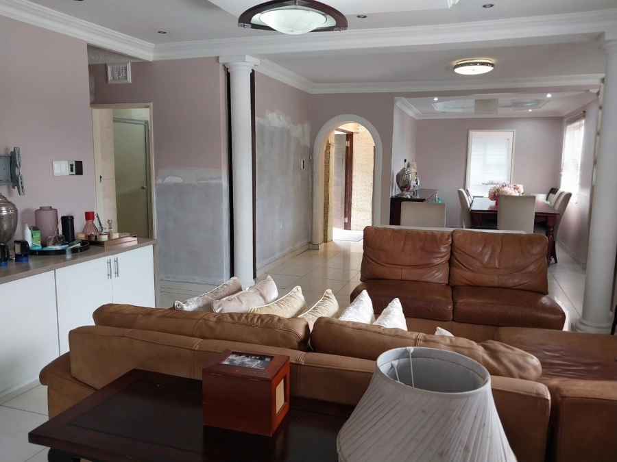 To Let 4 Bedroom Property for Rent in Malvern KwaZulu-Natal