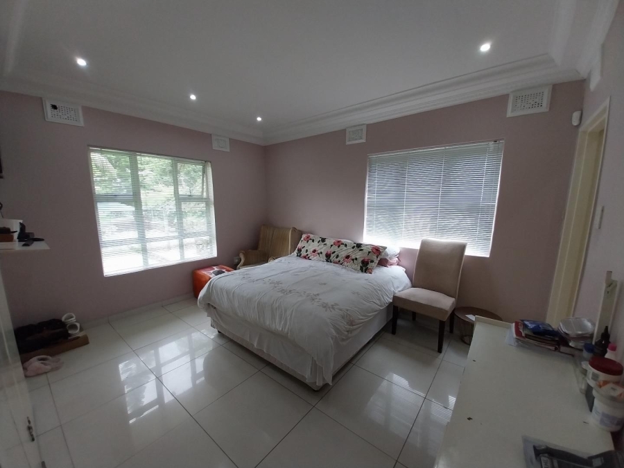 To Let 4 Bedroom Property for Rent in Malvern KwaZulu-Natal