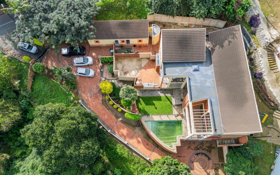 5 Bedroom Property for Sale in Reservoir Hills KwaZulu-Natal