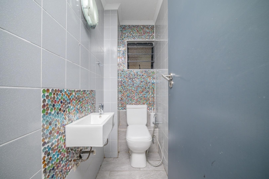 5 Bedroom Property for Sale in Reservoir Hills KwaZulu-Natal