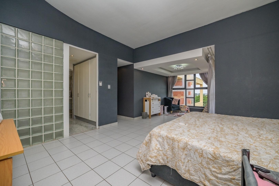 5 Bedroom Property for Sale in Reservoir Hills KwaZulu-Natal