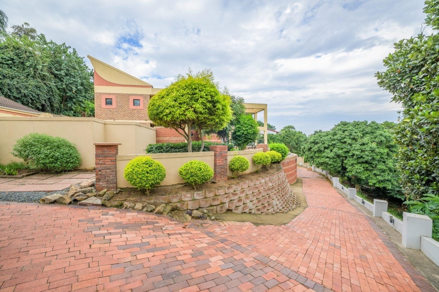 5 Bedroom Property for Sale in Reservoir Hills KwaZulu-Natal