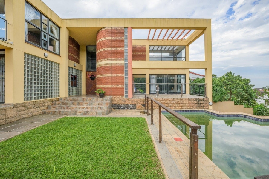 5 Bedroom Property for Sale in Reservoir Hills KwaZulu-Natal