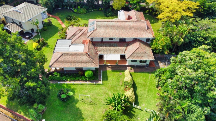 6 Bedroom Property for Sale in Cowies Hill KwaZulu-Natal