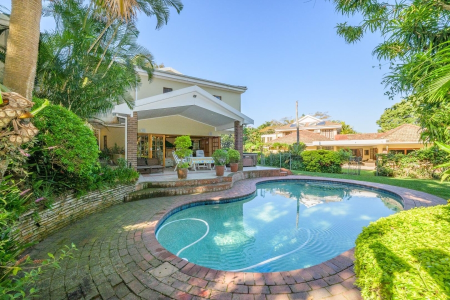 6 Bedroom Property for Sale in Cowies Hill KwaZulu-Natal