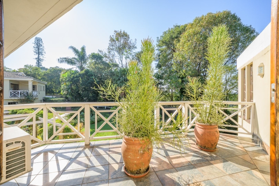 6 Bedroom Property for Sale in Cowies Hill KwaZulu-Natal