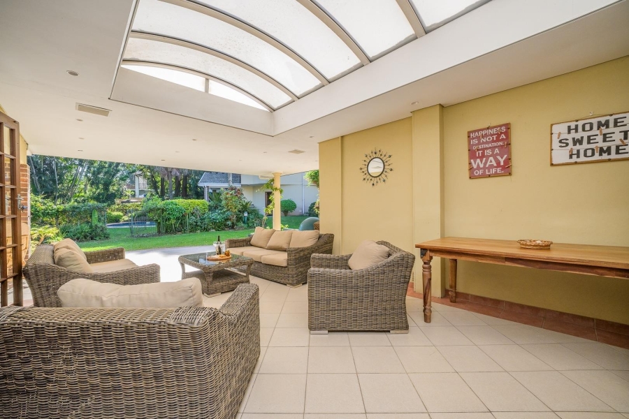 6 Bedroom Property for Sale in Cowies Hill KwaZulu-Natal