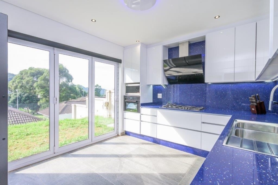 5 Bedroom Property for Sale in Paradise Valley KwaZulu-Natal