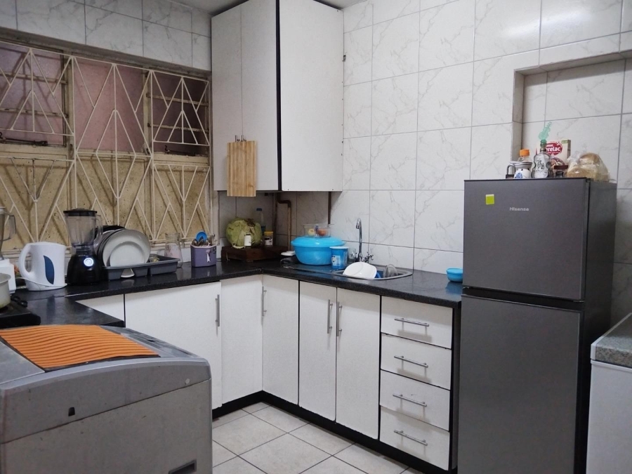 1 Bedroom Property for Sale in Durban Central KwaZulu-Natal
