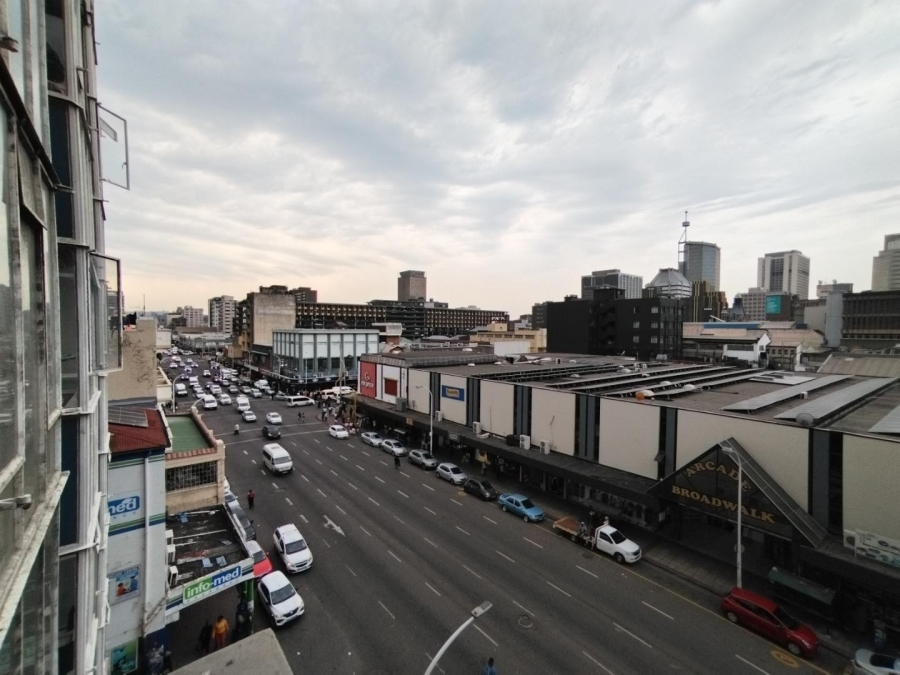 1 Bedroom Property for Sale in Durban Central KwaZulu-Natal