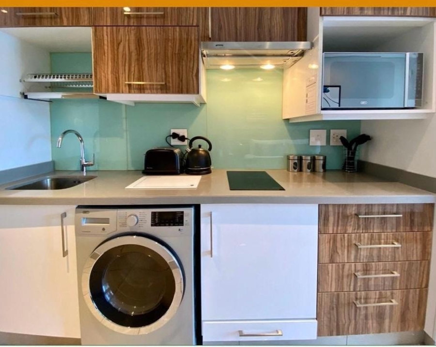 1 Bedroom Property for Sale in Umhlanga KwaZulu-Natal