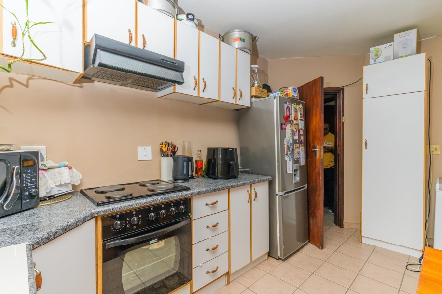 5 Bedroom Property for Sale in Reservoir Hills KwaZulu-Natal
