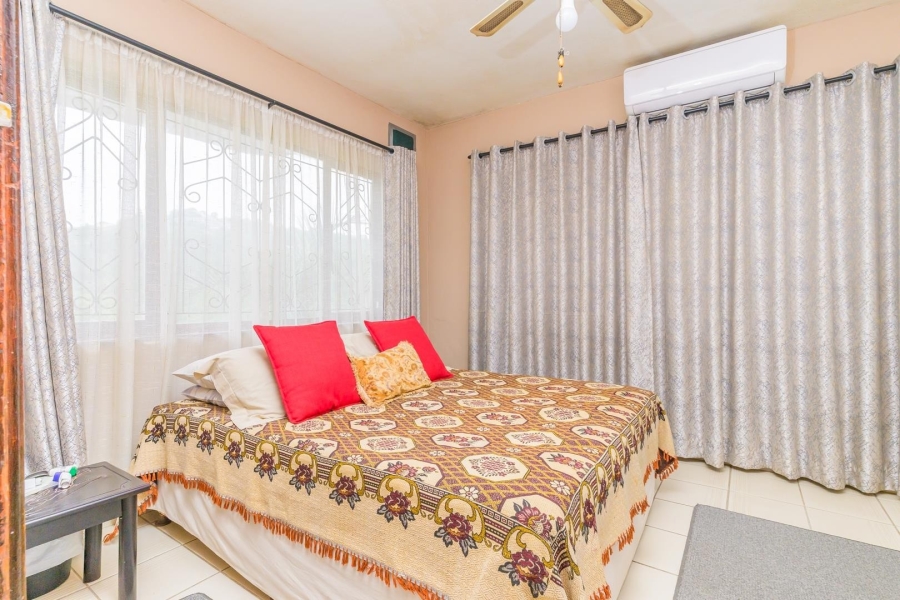 5 Bedroom Property for Sale in Reservoir Hills KwaZulu-Natal