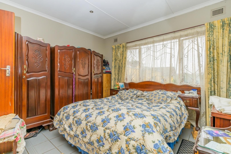 5 Bedroom Property for Sale in Reservoir Hills KwaZulu-Natal