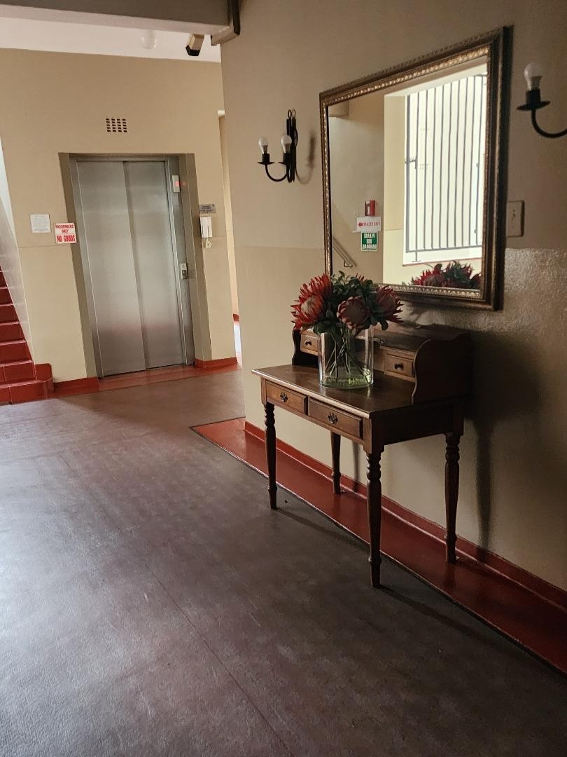 2 Bedroom Property for Sale in Essenwood KwaZulu-Natal