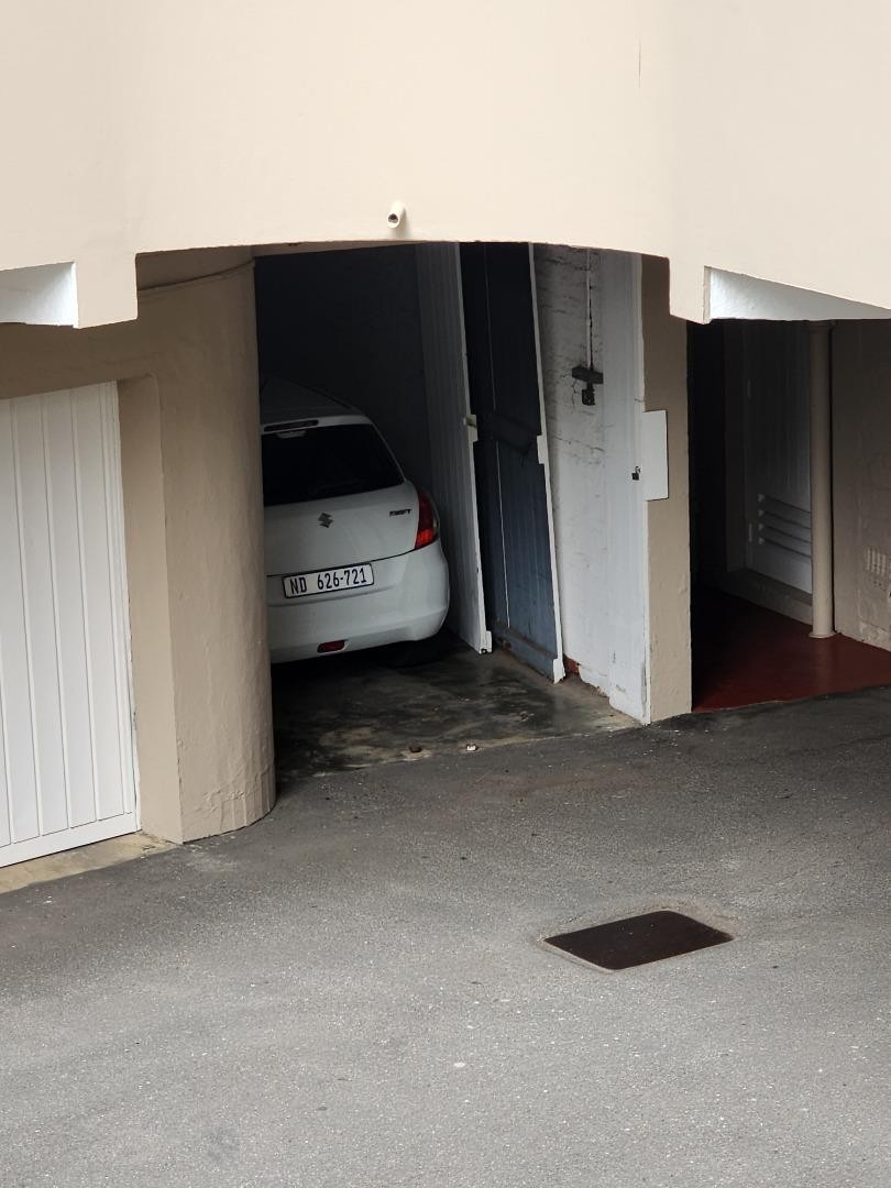 2 Bedroom Property for Sale in Essenwood KwaZulu-Natal