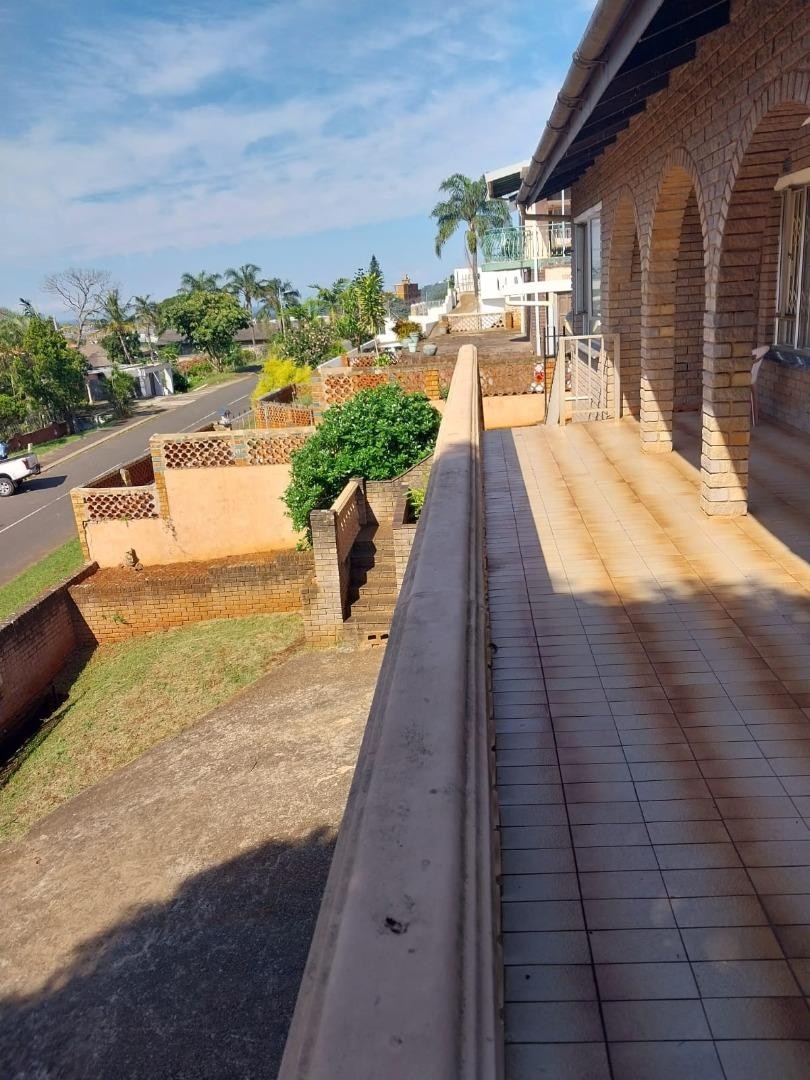 4 Bedroom Property for Sale in Isipingo Hills KwaZulu-Natal