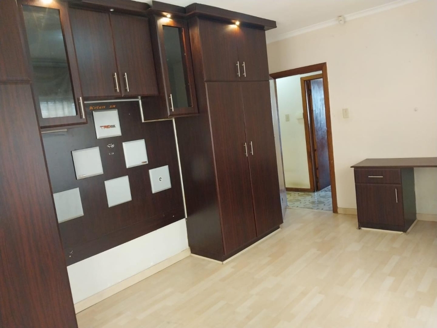 4 Bedroom Property for Sale in Isipingo Hills KwaZulu-Natal