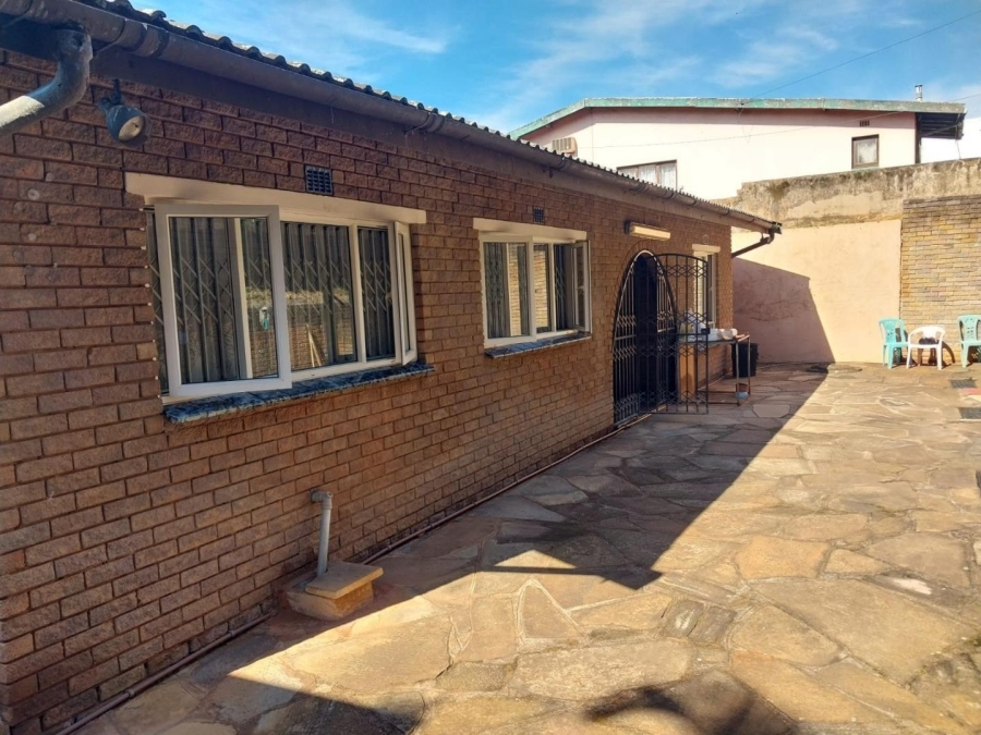 4 Bedroom Property for Sale in Isipingo Hills KwaZulu-Natal