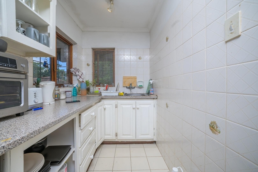 6 Bedroom Property for Sale in Kloof KwaZulu-Natal