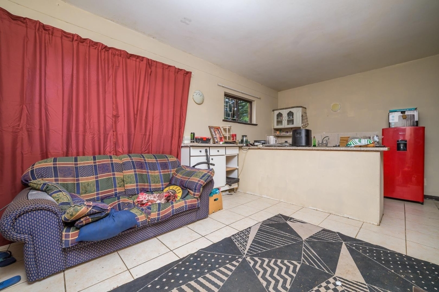 6 Bedroom Property for Sale in Kloof KwaZulu-Natal