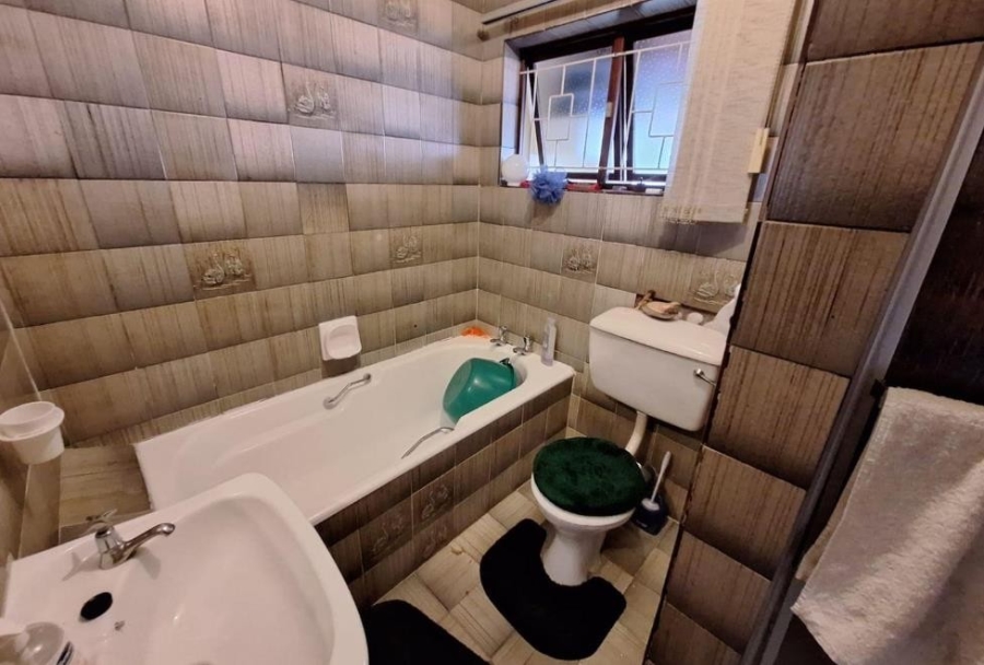 3 Bedroom Property for Sale in Reservoir Hills KwaZulu-Natal
