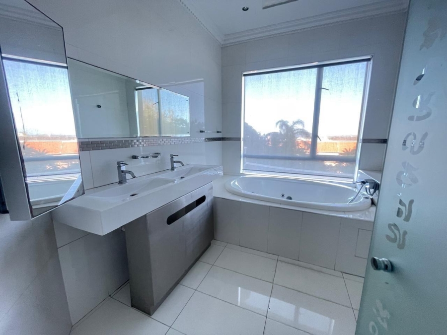 To Let 4 Bedroom Property for Rent in Musgrave KwaZulu-Natal