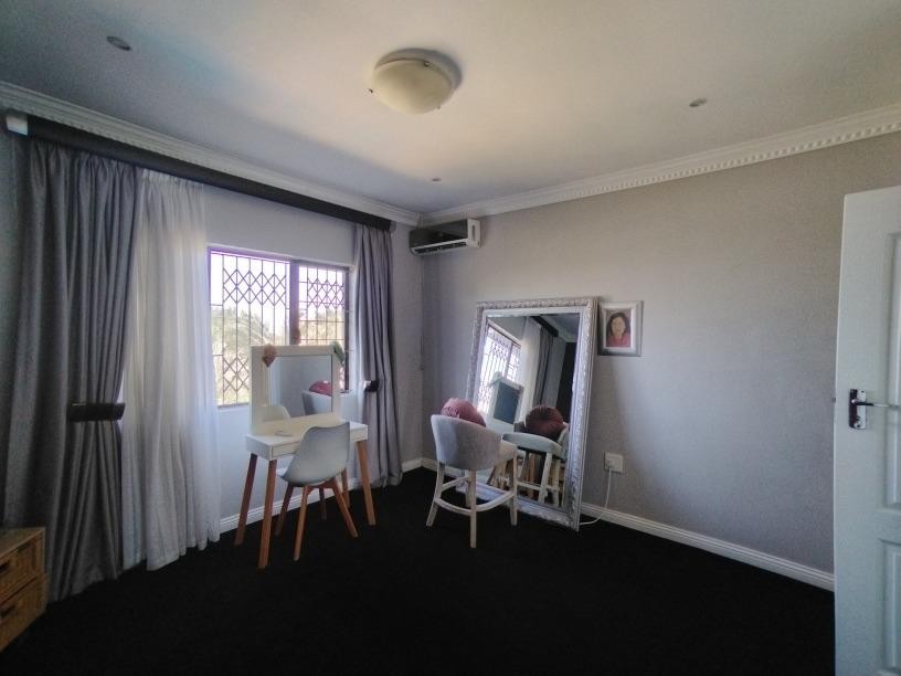 4 Bedroom Property for Sale in Reservoir Hills KwaZulu-Natal