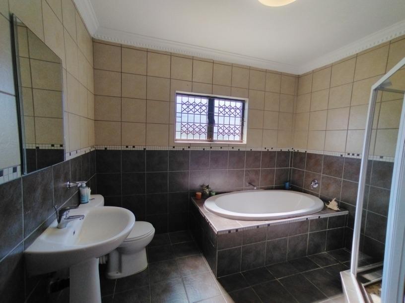 4 Bedroom Property for Sale in Reservoir Hills KwaZulu-Natal